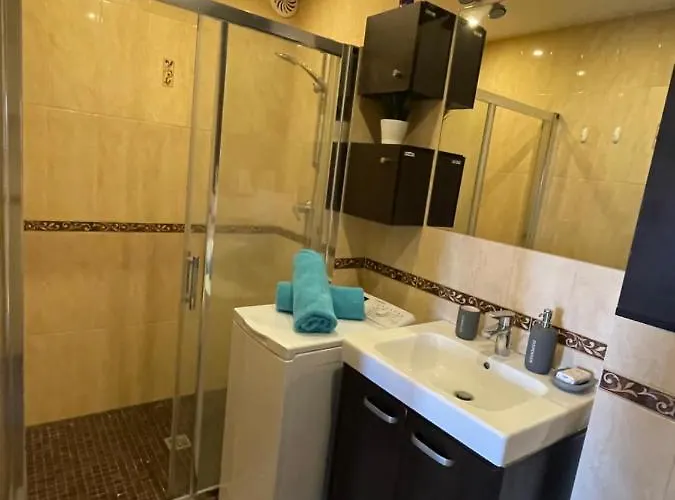 Home3city Plaza Appartement